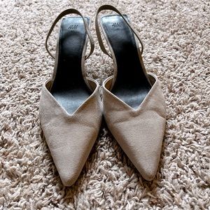 HM Pointed Toe Slingback